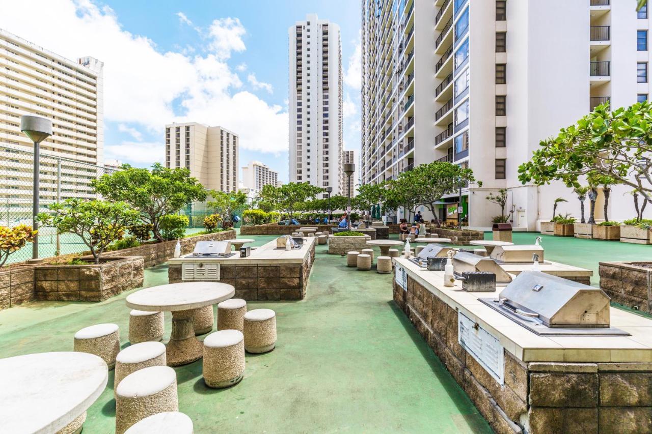 Stunning Ocean View 1Br Condo - Free Parking! Гонолулу Экстерьер фото